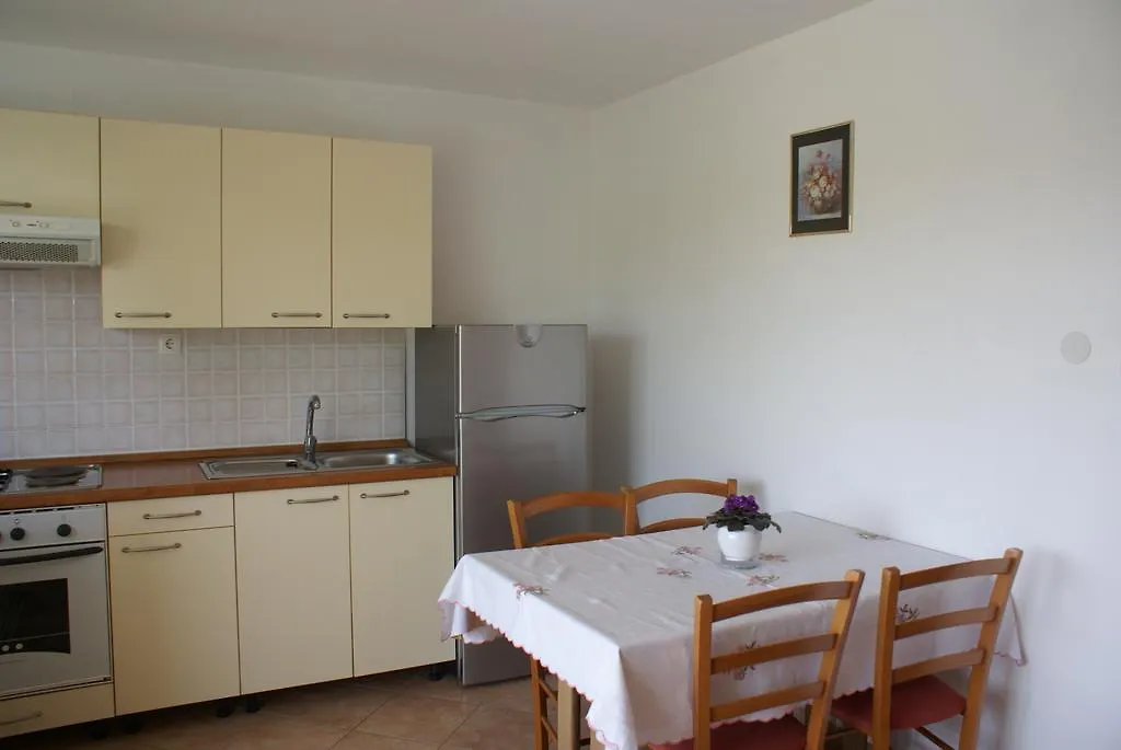 Apartments Robert Porat  Croatia