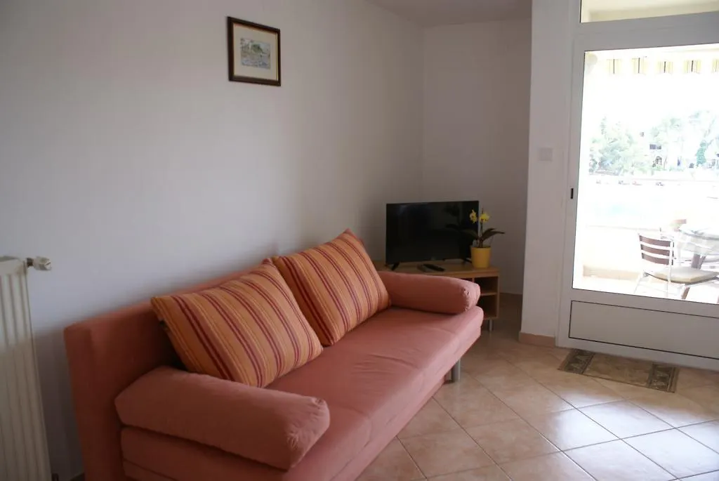 Apartments Robert Porat  Croatia