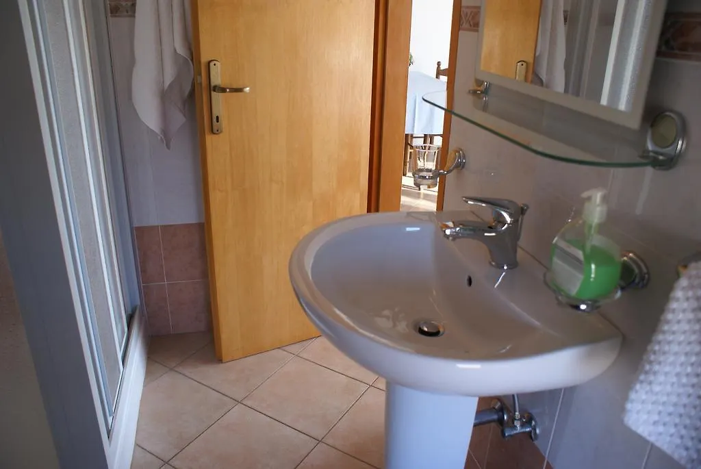 Apartments Robert Porat  Croatia