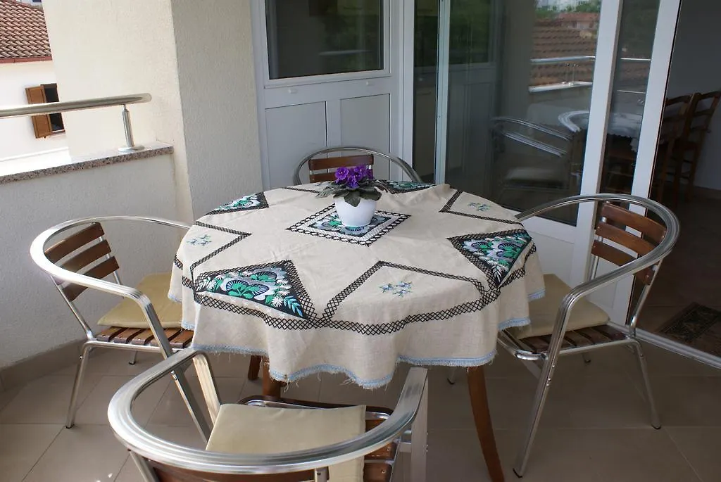 Apartments Robert Porat  Croatia