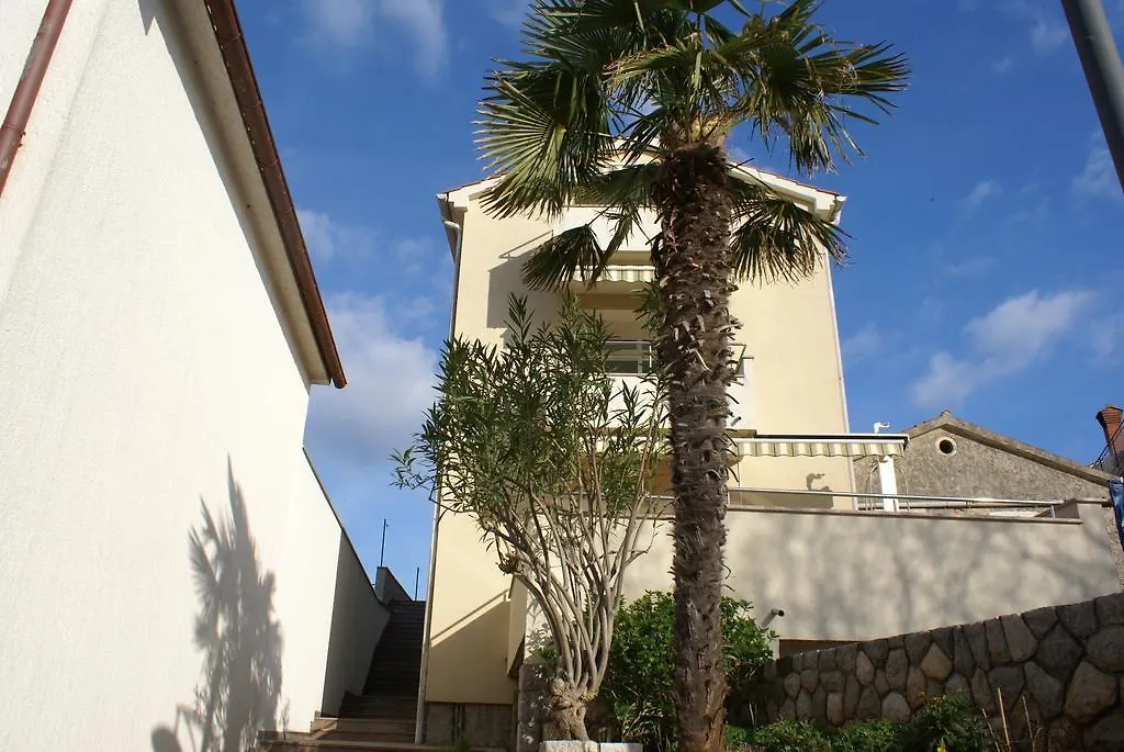 Apartments Robert Porat  Porat (Krk)