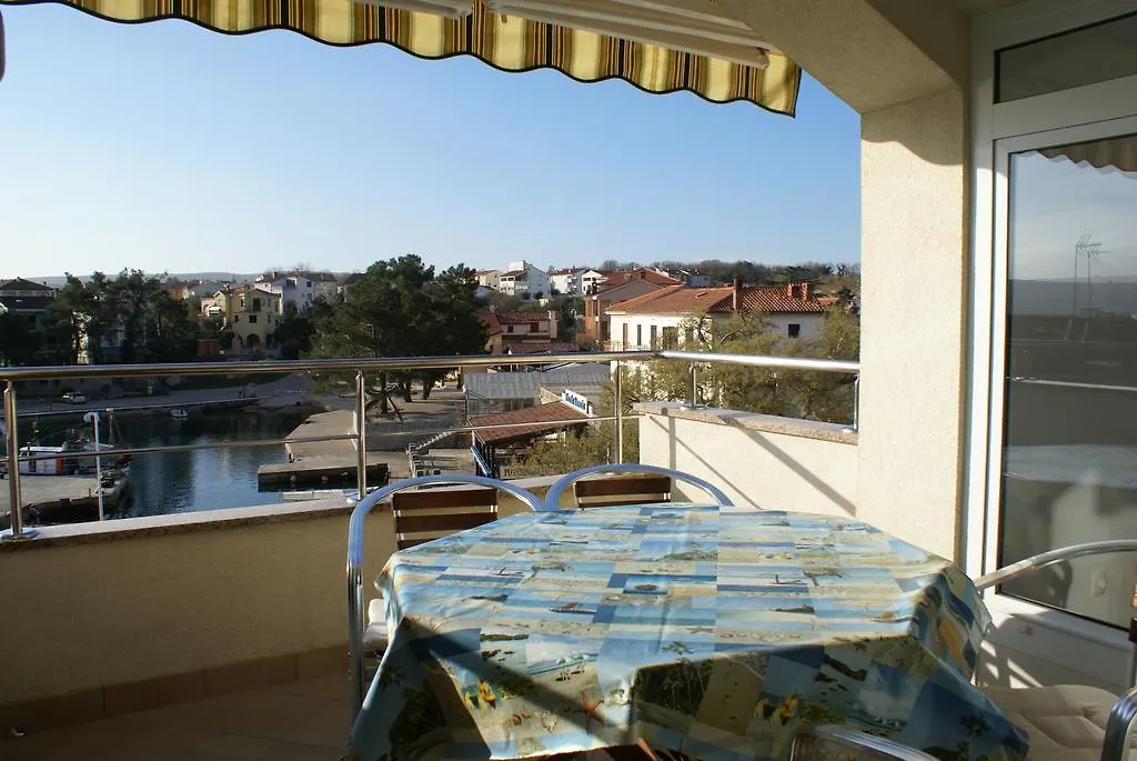 Apartments Robert Porat